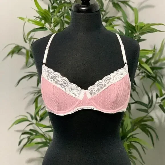 NWOT LIGHT DUSTY BABY PINK | 32B | BRA ONLY | UNLINED UNDERWIRE CONTRAST LACE | - Picture 2 of 5